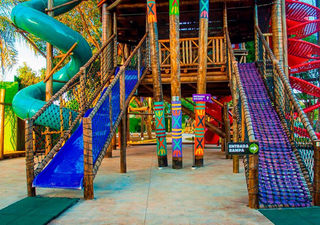 Hot Beach Resort Olímpia Kültér fotó